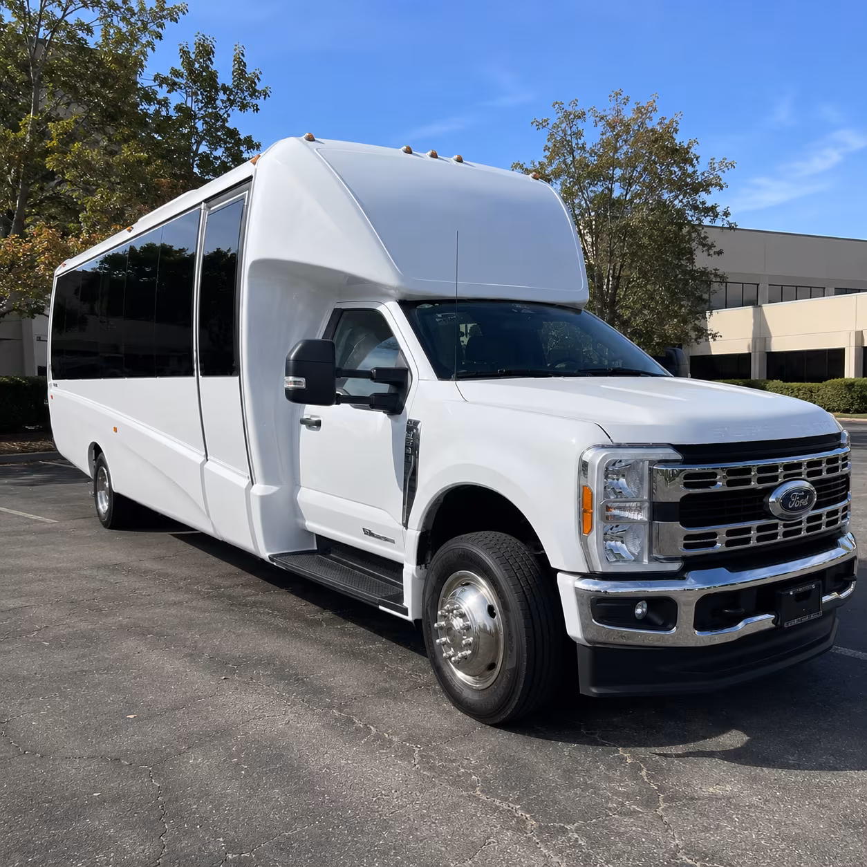 hotel to venue shuttle buses for sanford and lake mary corporate groups