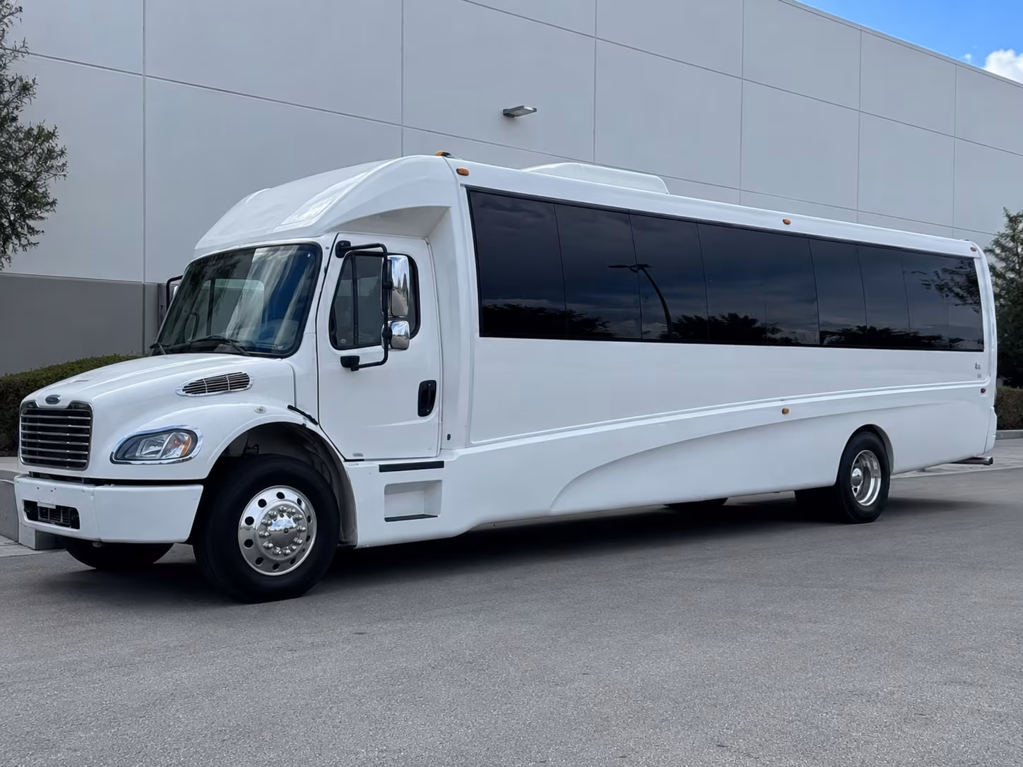 party buses to orlando arena shows from sanford